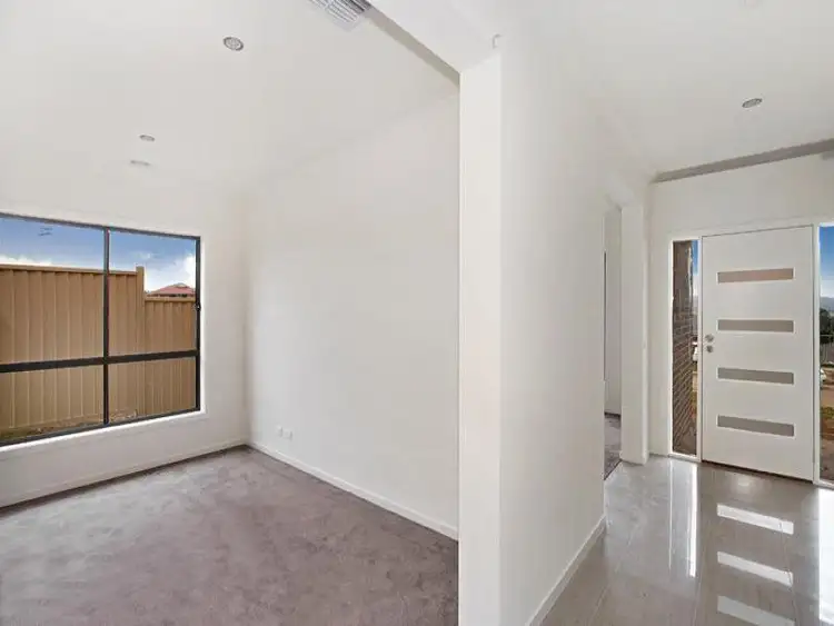 Fifth view of Homely house listing, 132 ROULSTON WAY, Wallan VIC 3756