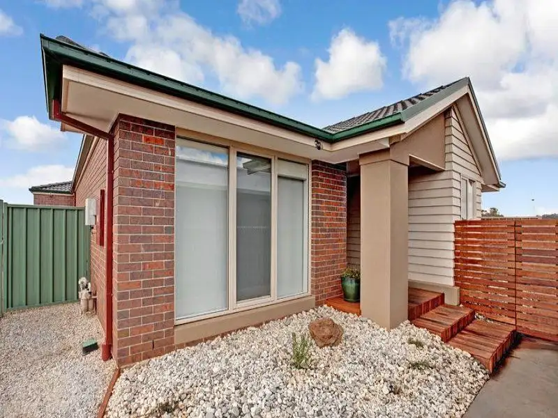 Main view of Homely house listing, 4 FINLAY COURT, Kilmore VIC 3764