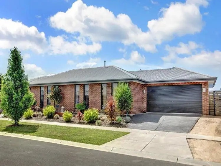 Second view of Homely house listing, 11 JAMIESON WAY,, Wallan VIC 3756