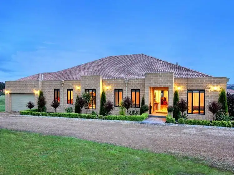 1730 VALLEY DRIVE, Hidden Valley VIC 3756
