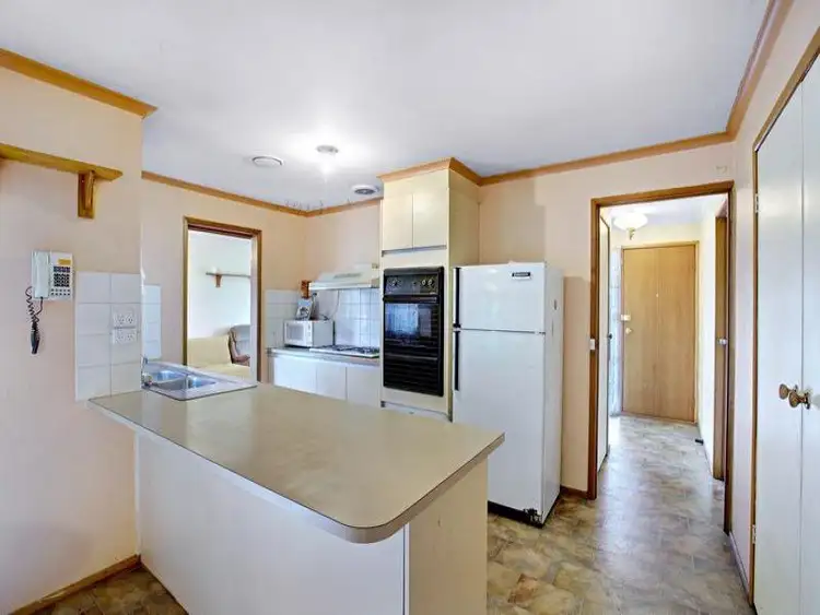 6 BENJAMIN COURT, Wallan VIC 3756