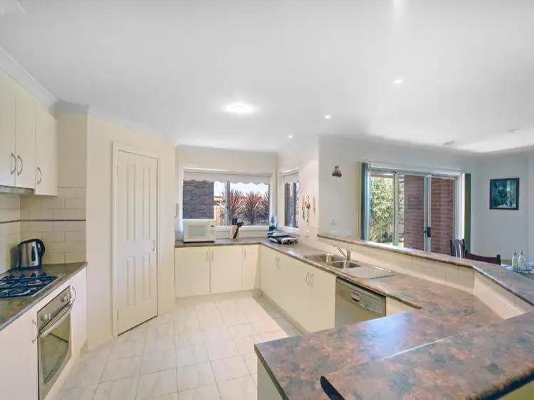 Fifth view of Homely house listing, 3 GOLDEN ELM CRT, Kilmore VIC 3764