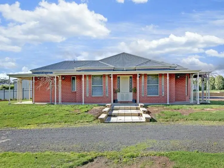 5 WILKIE DRIVE, Kilmore VIC 3764