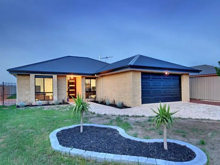 52 KULIN DRIVE, Kilmore VIC 3764