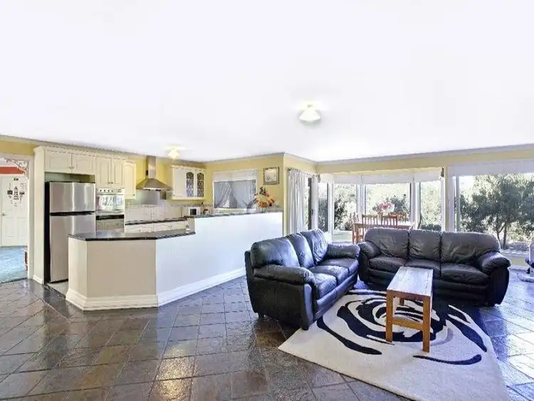 Fifth view of Homely house listing, 5 Blackwood Court, Broadford VIC 3658