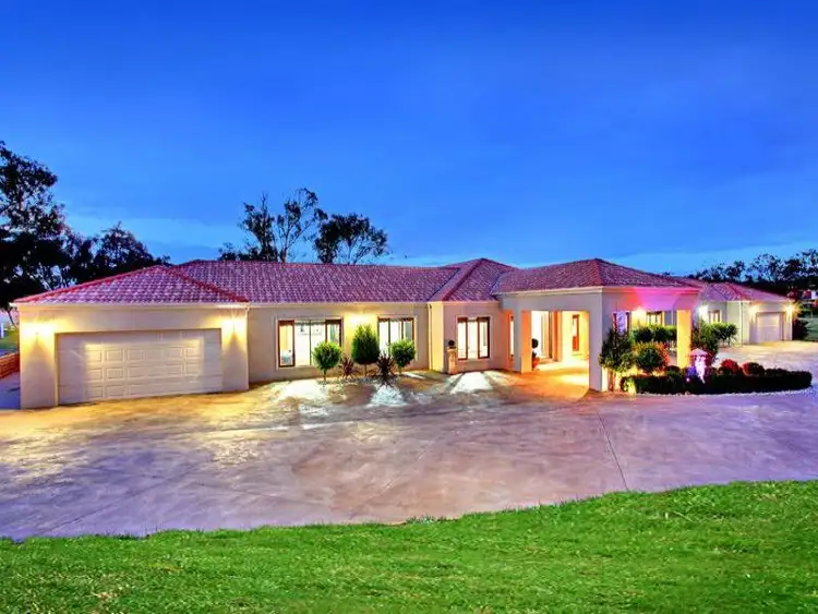 1310 VALLEY DRIVE, Hidden Valley VIC 3756
