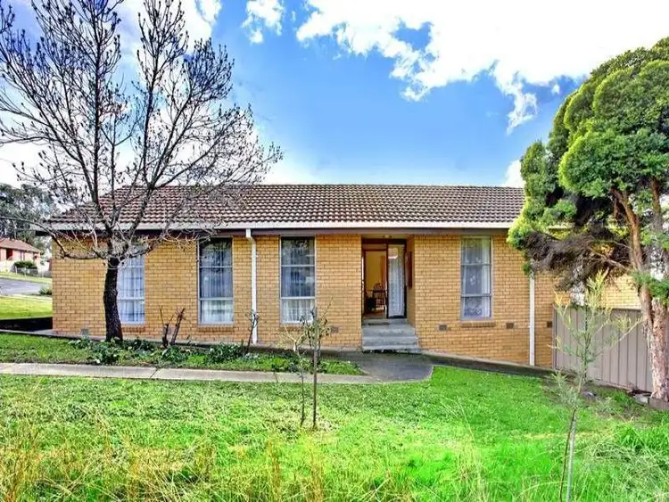 3 KITCHENER CRESCENT, Seymour VIC 3660