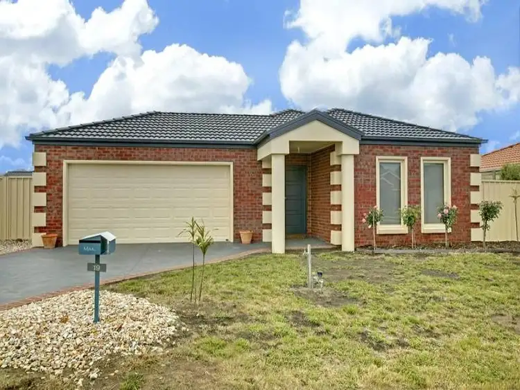 19 ALAN DRIVE, Wallan VIC 3756