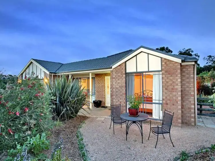 18 MORRIS COURT, Kilmore VIC 3764