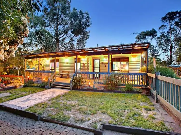 4 ELIZABETH COURT, WATERFORD PARK -, Clonbinane VIC 3658