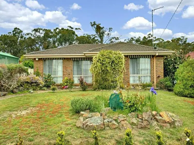 6 Mylson Avenue, Broadford VIC 3658