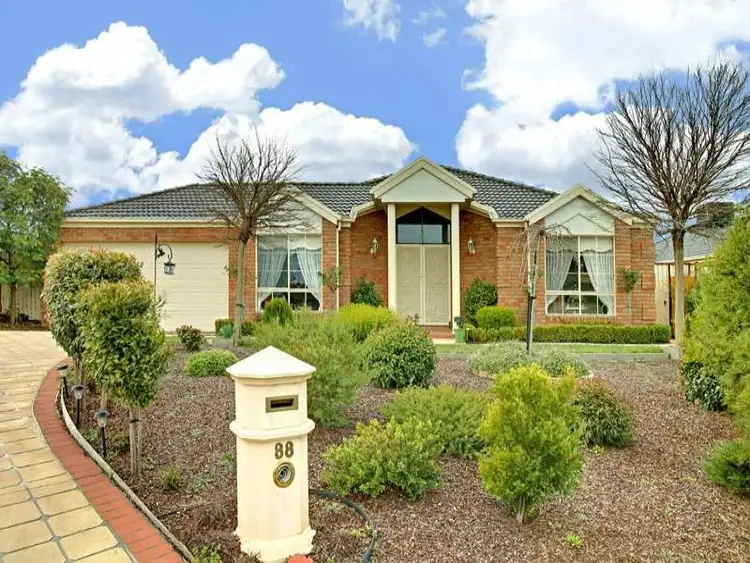 88 ROULSTON WAY, Wallan VIC 3756