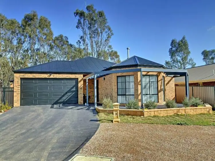 18 Greenwood Rise, Broadford VIC 3658