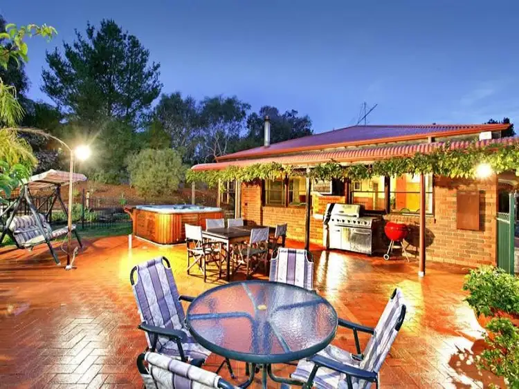 15 Hunts Road, Kilmore VIC 3764