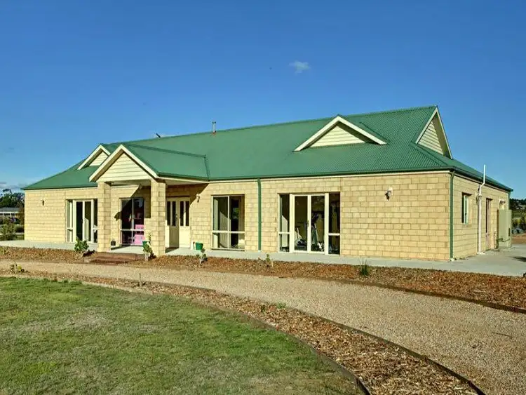 7 Mollison Court, Kilmore VIC 3764