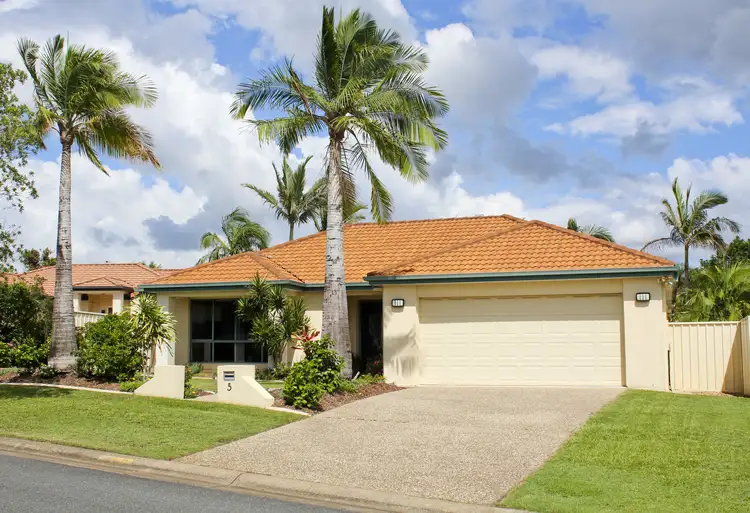 5 Zeller Crescent, Arundel QLD 4214