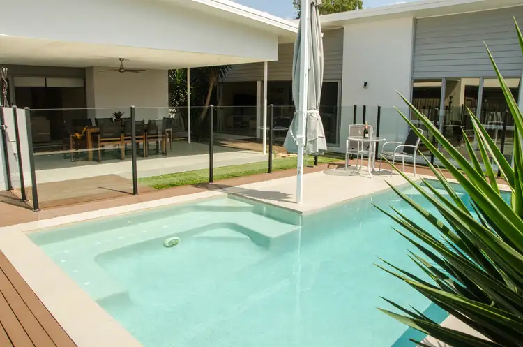 14 Torrens Crescent, Wakerley QLD 4154