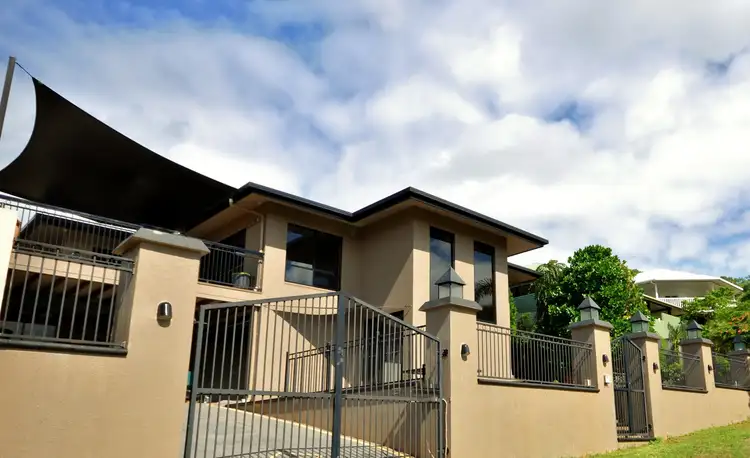 17 Barcoo Close, Bentley Park QLD 4869