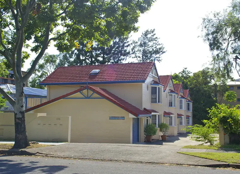 Main view of Homely townhouse listing, 2/126 Clarence Road, Indooroopilly QLD 4068