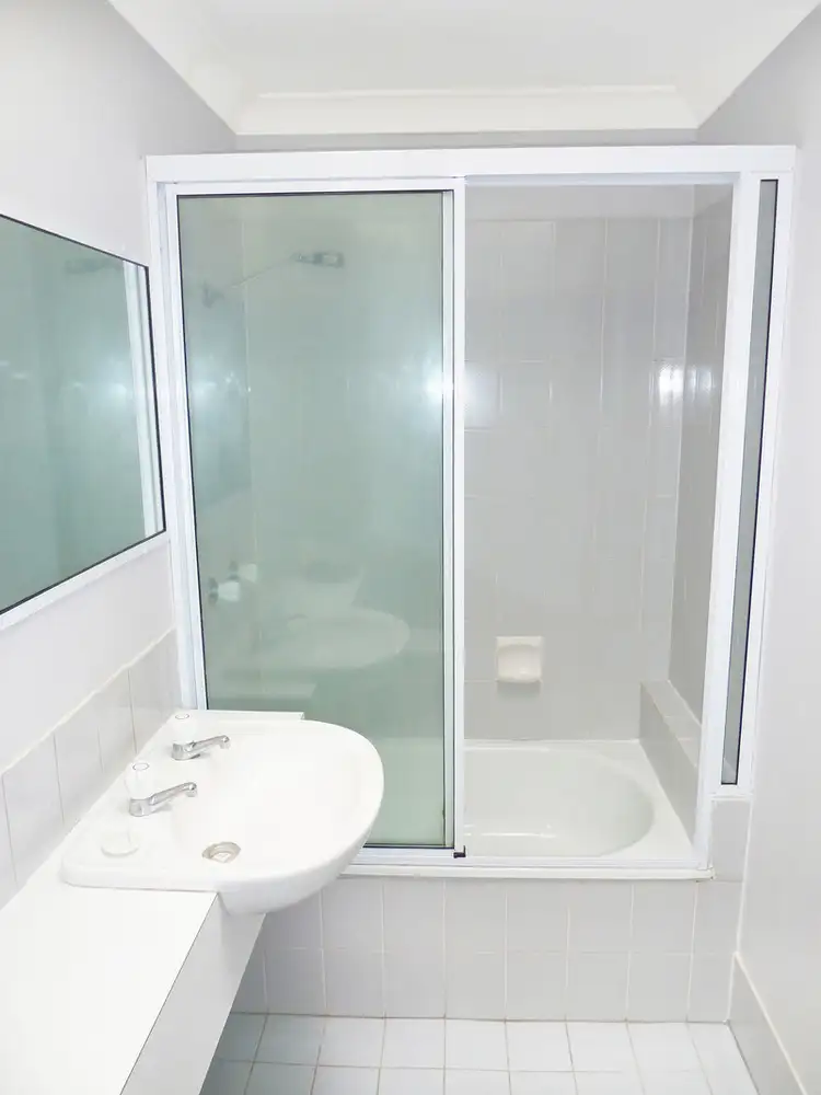 Seventh view of Homely townhouse listing, 2/126 Clarence Road, Indooroopilly QLD 4068