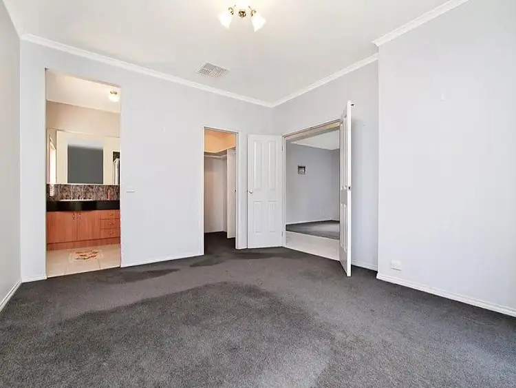 Fifth view of Homely house listing, 9 GUTHRIE COURT, Wallan VIC 3756