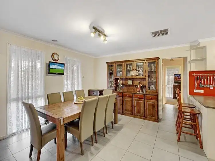 Fifth view of Homely house listing, 2 MCCARTHY COURT, Wallan VIC 3756