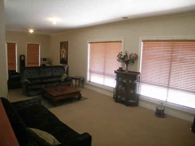 Fifth view of Homely house listing, 10 HOPKINS WAY, Wallan VIC 3756