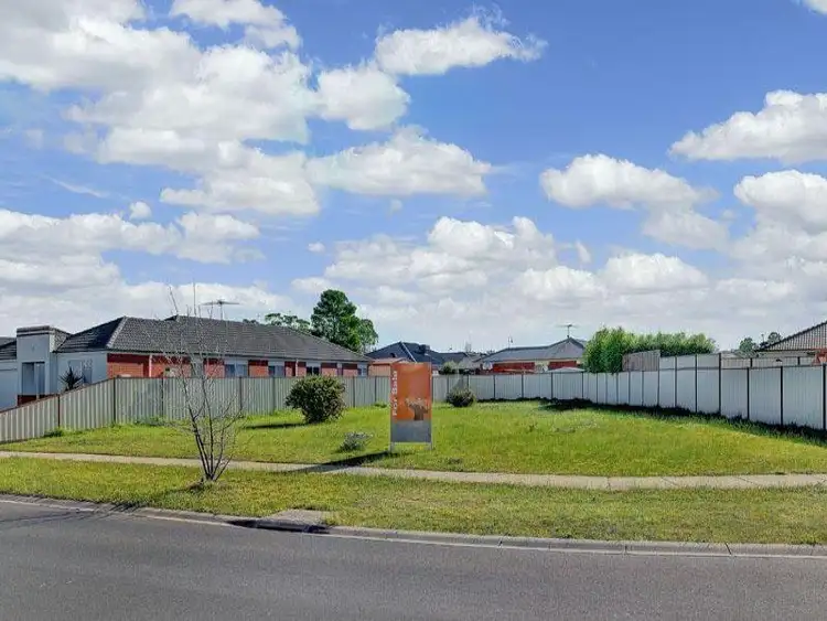 4 Almond Avenue, Wallan VIC 3756