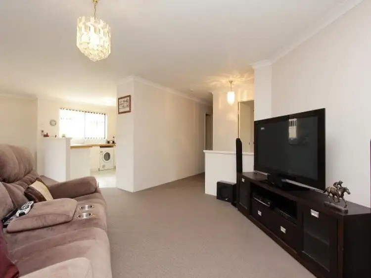 Fifth view of Homely unit listing, 8/19 Holton Way, Cannington WA 6107