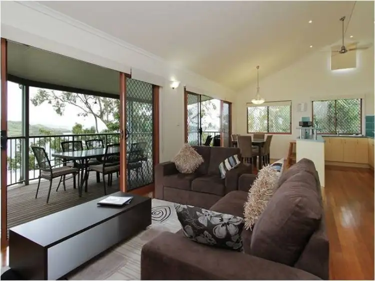 10/1 Flametree Grove, Hamilton Island QLD 4803