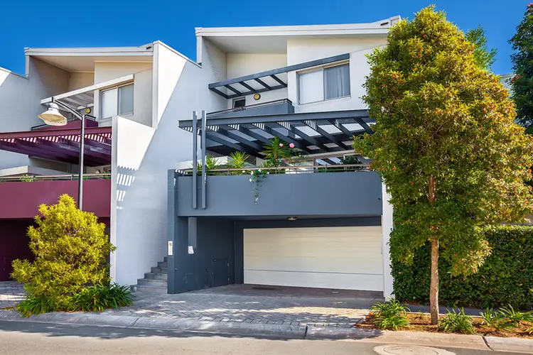 15 Edgewood Crescent, Cabarita NSW 2137
