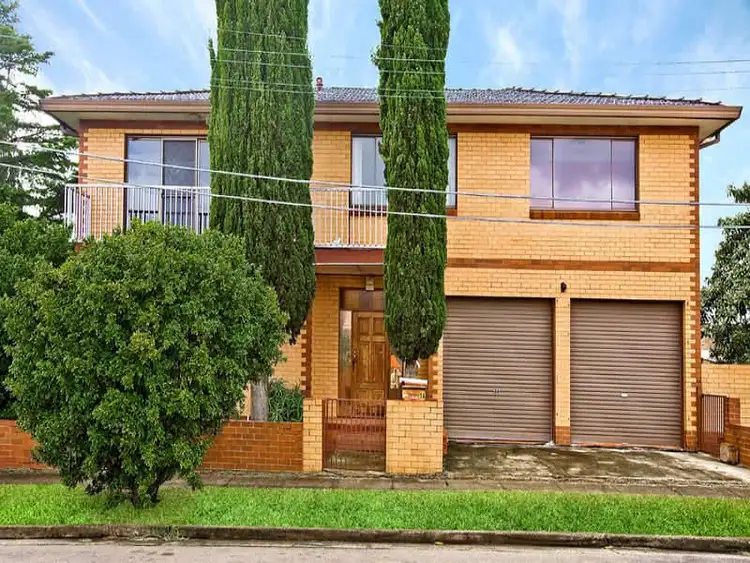 32 Brays Road, Concord NSW 2137