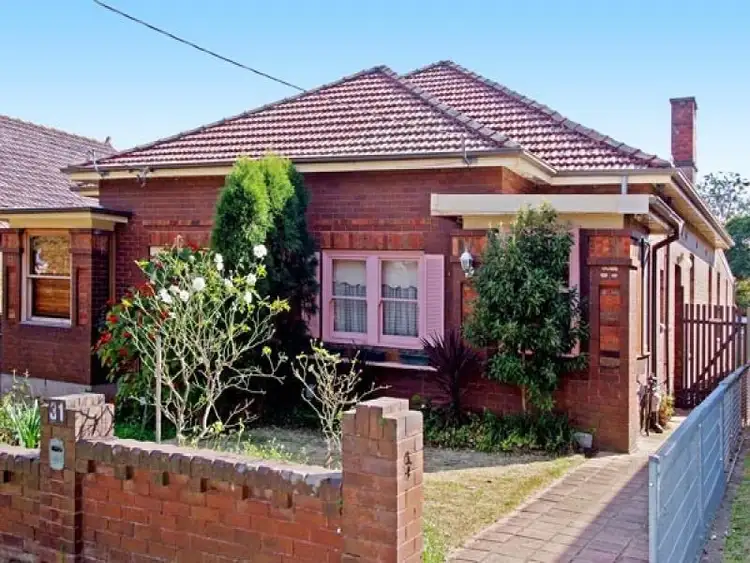 31 Nelson St, North Strathfield NSW 2137