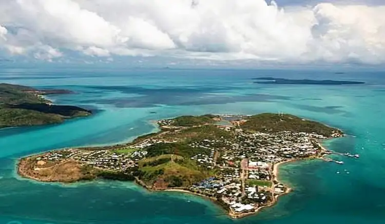 13 HASTINGS STREET, Thursday Island QLD 4875