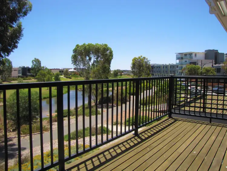 4/2 Euston Walk, Mawson Lakes SA 5095