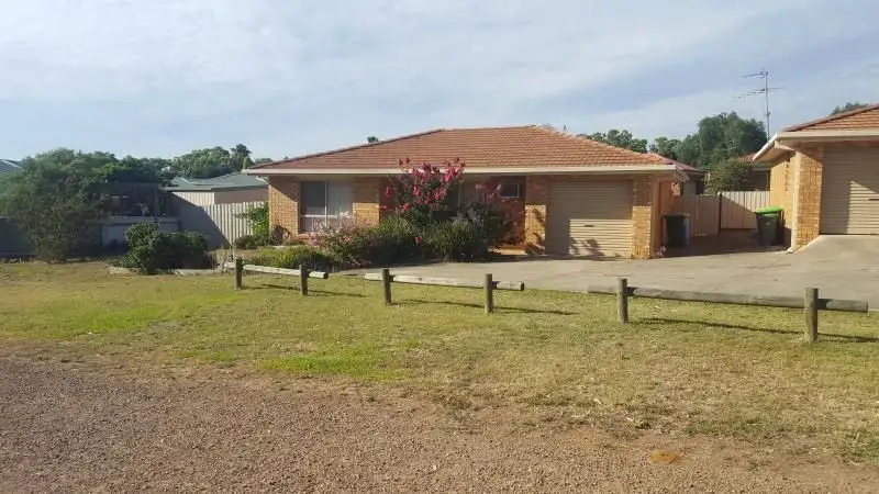 Main view of Homely house listing, 2/10 Gunn Drive, Estella NSW 2650