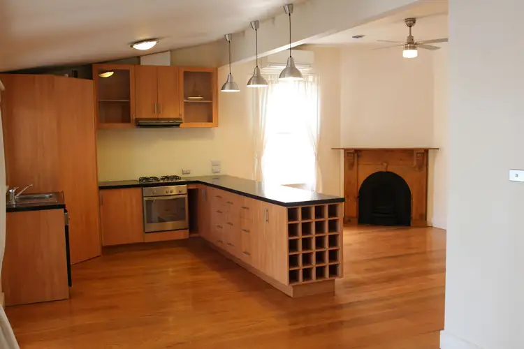 12 Carpenter Street, Quarry Hill VIC 3550