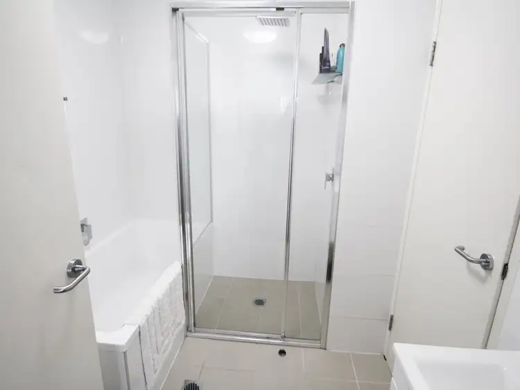 Fifth view of Homely apartment listing, 305/9 Watt Street, Newcastle NSW 2300