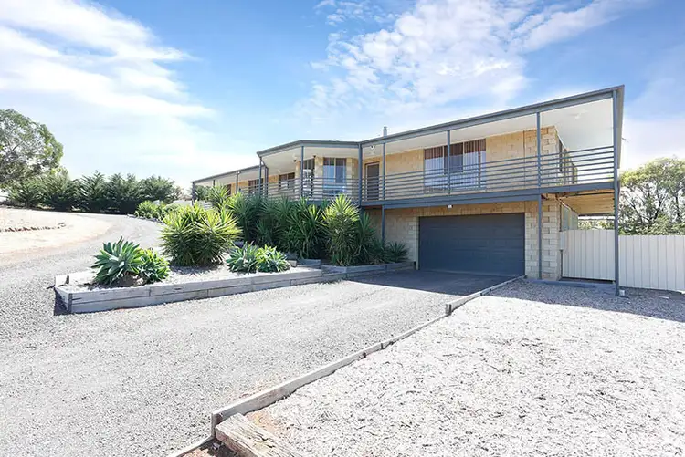 8 Vigor Court, Bacchus Marsh VIC 3340