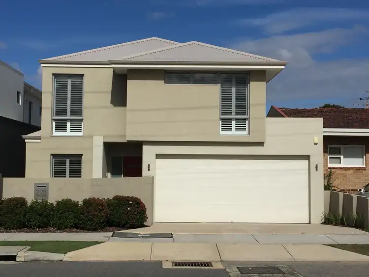 228 Royal Street, Yokine WA 6060