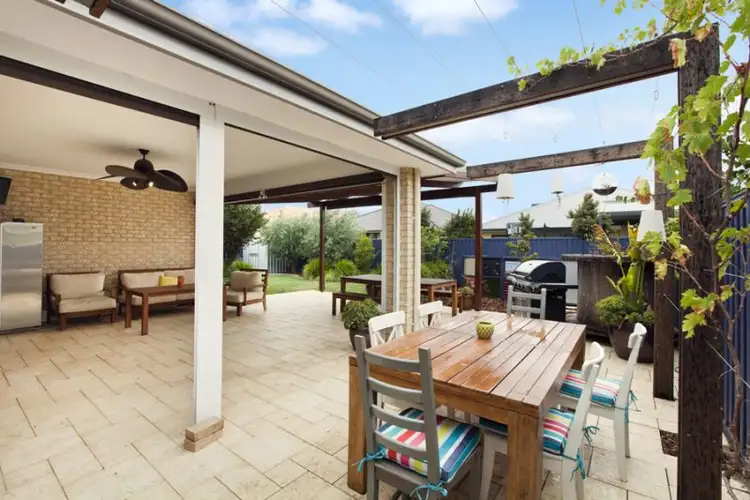 Second view of Homely house listing, 7 Kinloch Pass, Aubin Grove WA 6164