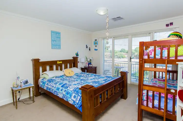 Fifth view of Homely unit listing, 2/20-26 Travers Street, Wagga Wagga NSW 2650