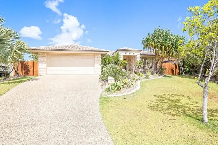 7 Wategoes Street, Sandstone Point QLD 4511