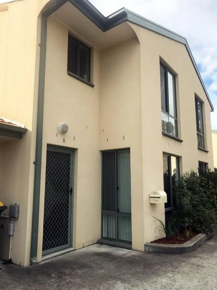 Main view of Homely townhouse listing, 3/4 Riley Close, Ngunnawal ACT 2913