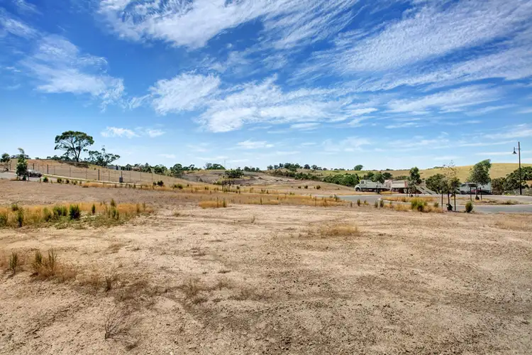 6 MONTALCINO COURT, Hidden Valley VIC 3756