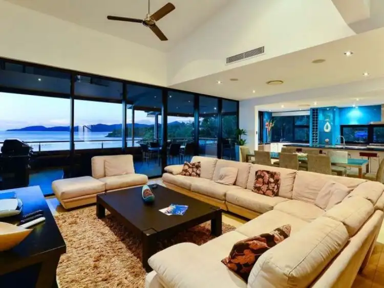 Edge 21/5a Acacia Drive, Hamilton Island QLD 4803