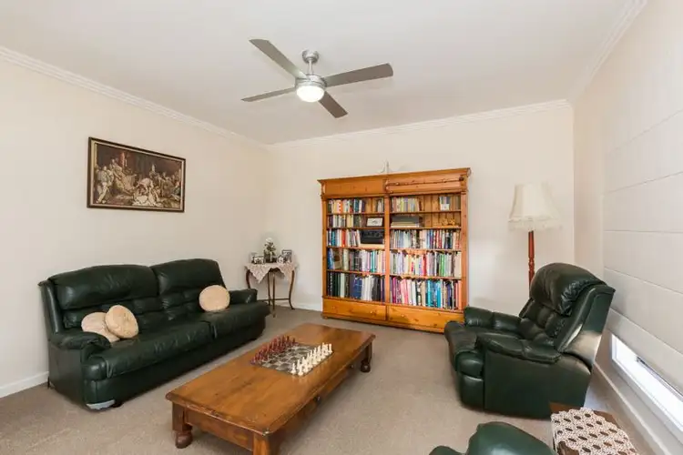 Sixth view of Homely townhouse listing, 8 Weight Close, Horsham VIC 3400