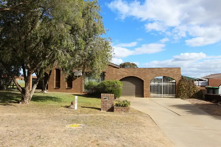 Main view of Homely house listing, 8 Wren Street, Mount Austin NSW 2650