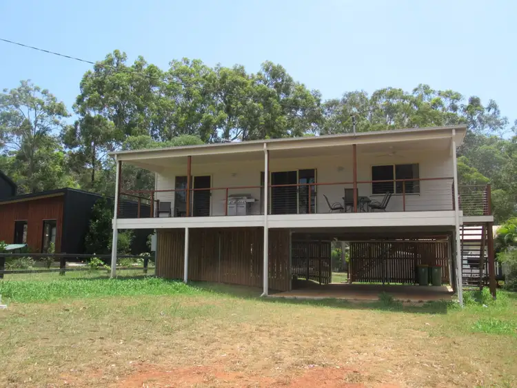 16 Aquamarine Ave, Russell Island QLD 4184