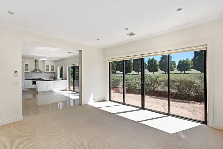 Sixth view of Homely house listing, 22 AUGUSTA WAY, Hidden Valley VIC 3756